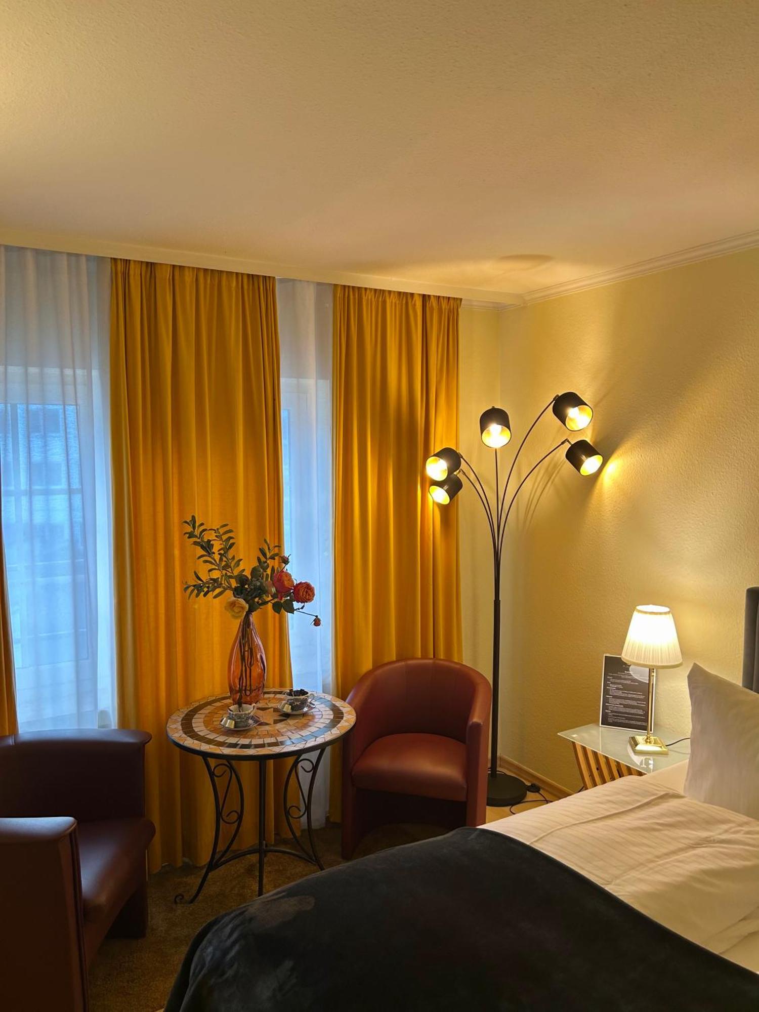 The Soho Altstadt Hotel デュッセルドルフ エクステリア 写真