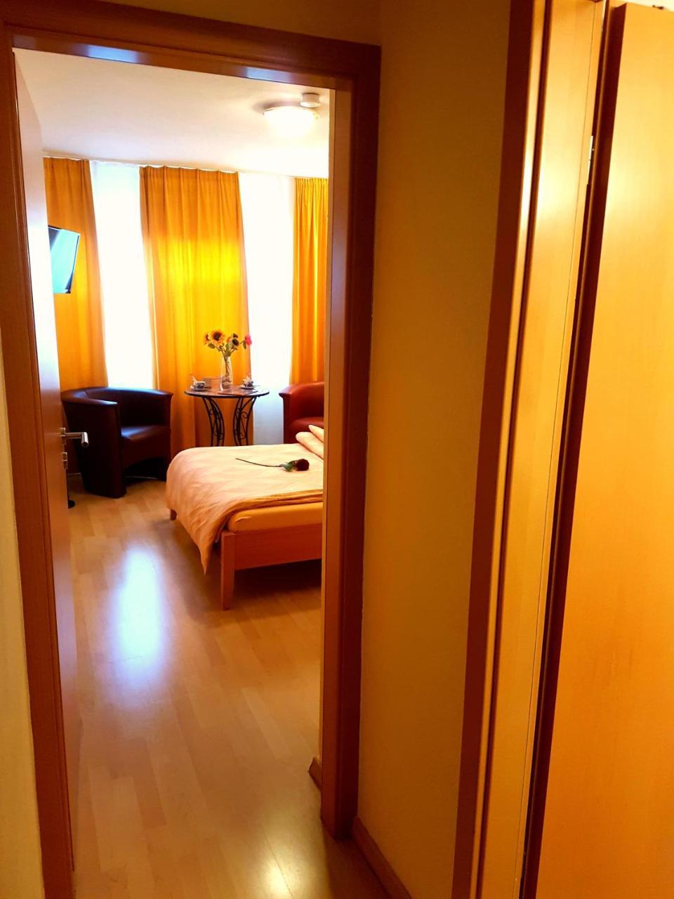 The Soho Altstadt Hotel デュッセルドルフ エクステリア 写真